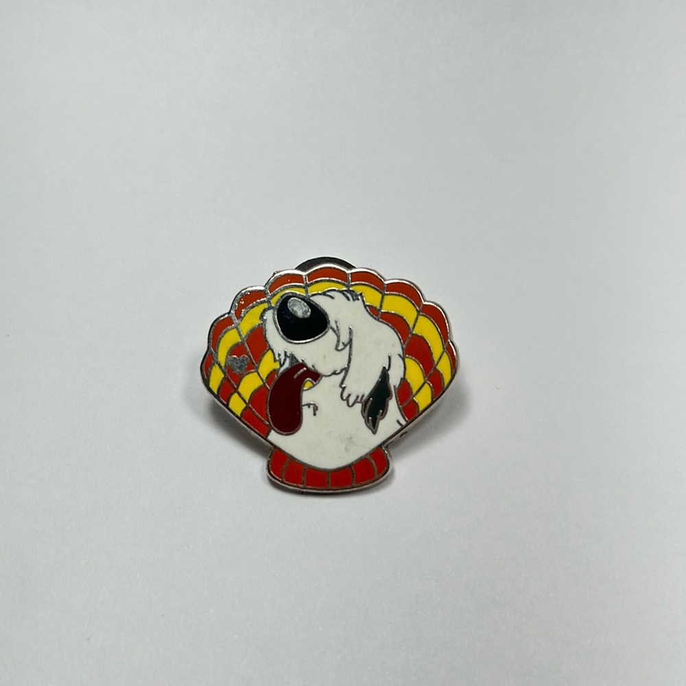 🪼2 for $20🪼 Disney pin
